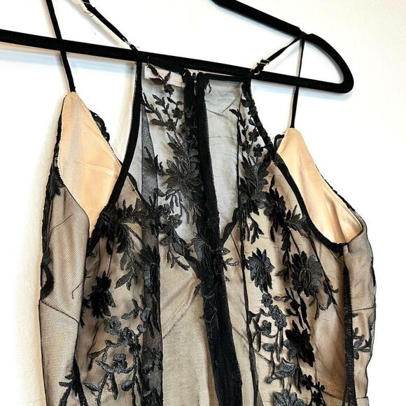 Luxxel Embroidered Lace Floral Sheer V-Neck Halter Bodysuit Nude Liner Large - Picture 3 of 5